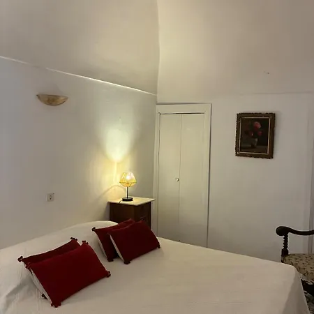 Maison Traditionnelle Corse Sur La
