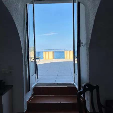 Maison Traditionnelle Corse Sur La * Algajola (Corsica)