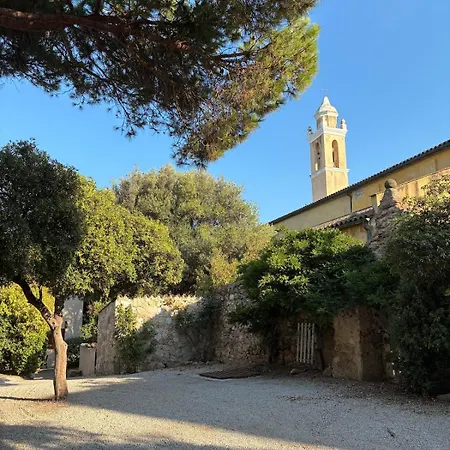 Maison Traditionnelle Corse Sur La *